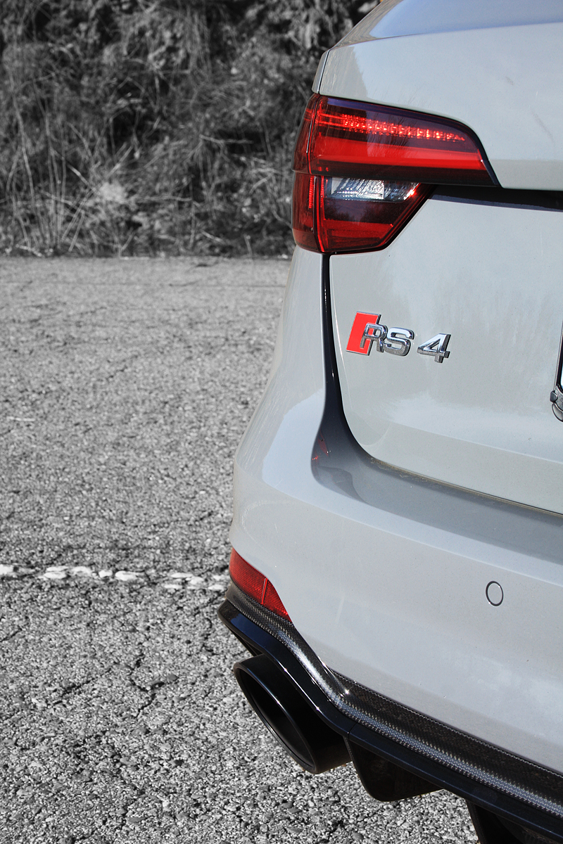 center18 audi-rs4-avant-trasera-blog