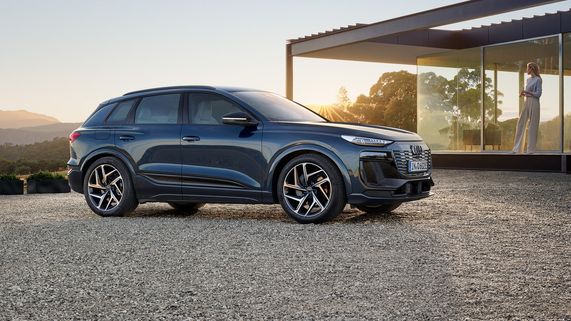 Audi-Q6-miniatura