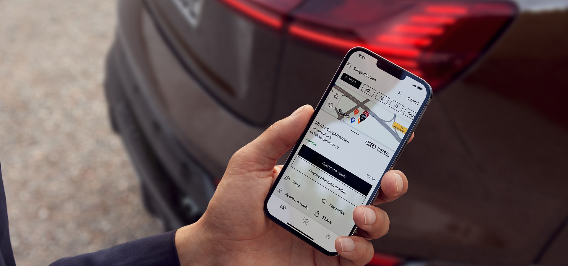 Audi-Q8-etron-siempre-conectado
