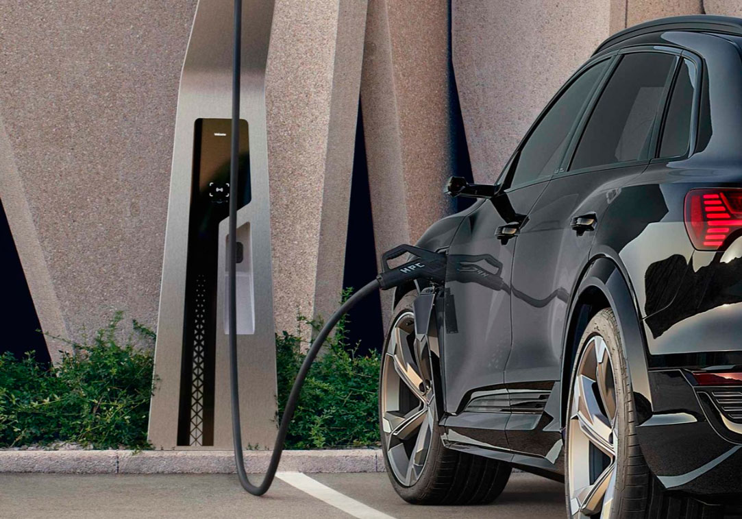 Audi-SQ8-etron-recargas-rapidas