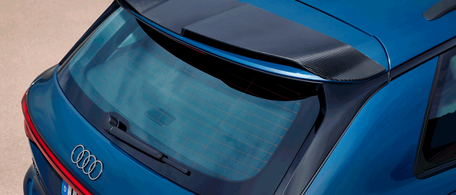 audi-q6-etron-spoiler-en-carbona