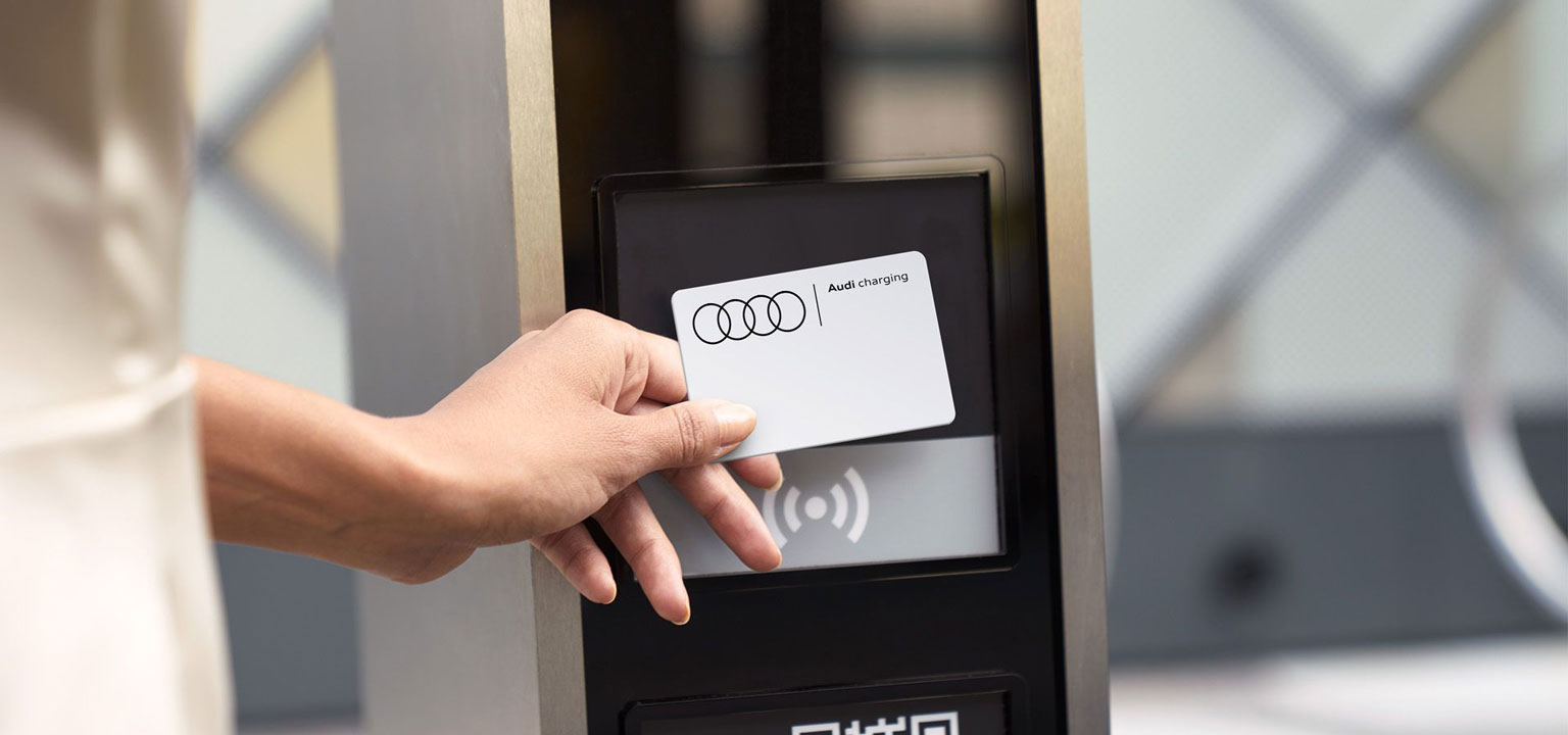 Audi-Q3-sportback-TFSIe-carga-fuera-de-casa Audi-Q3-sportback-TFSIe-carga-fuera-de-casa